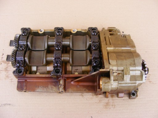 Масляный насос двигателя BMW E46 316i 318i N42 N46B20A