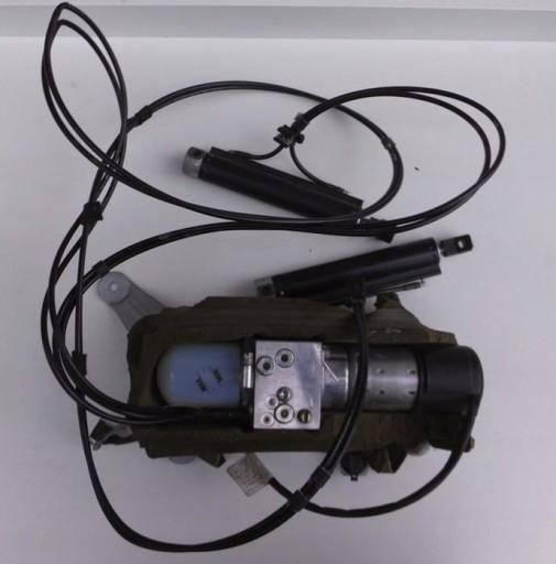 МОТОРНЫЙ НАСОС НА КРЫШЕ VW GOLF VII CABRIO