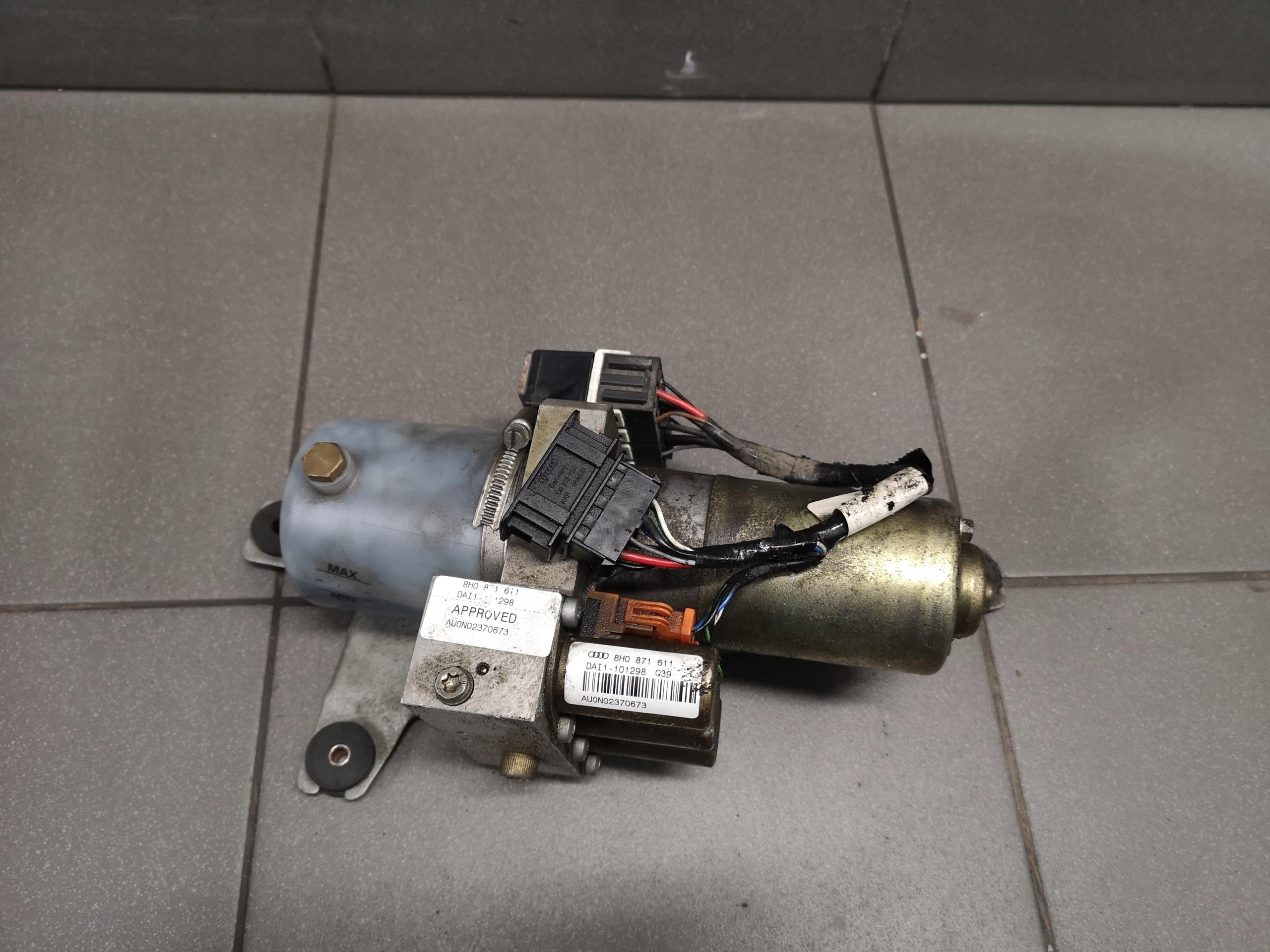 Насос приводу даху AUDI A4 B6 кабріолет 8h0871611