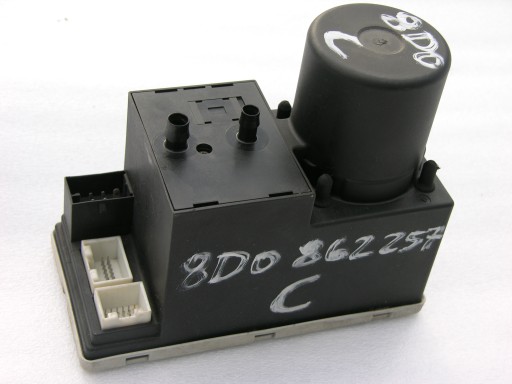 Насос центрального замка AUDI A3 A4 A6 8D0862257C