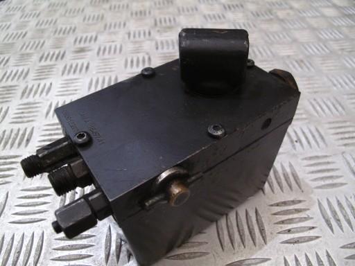 НАСОС ПІДЙОМУ ПЕРЕКИДАННЯ КАБІНИ SCANIA R