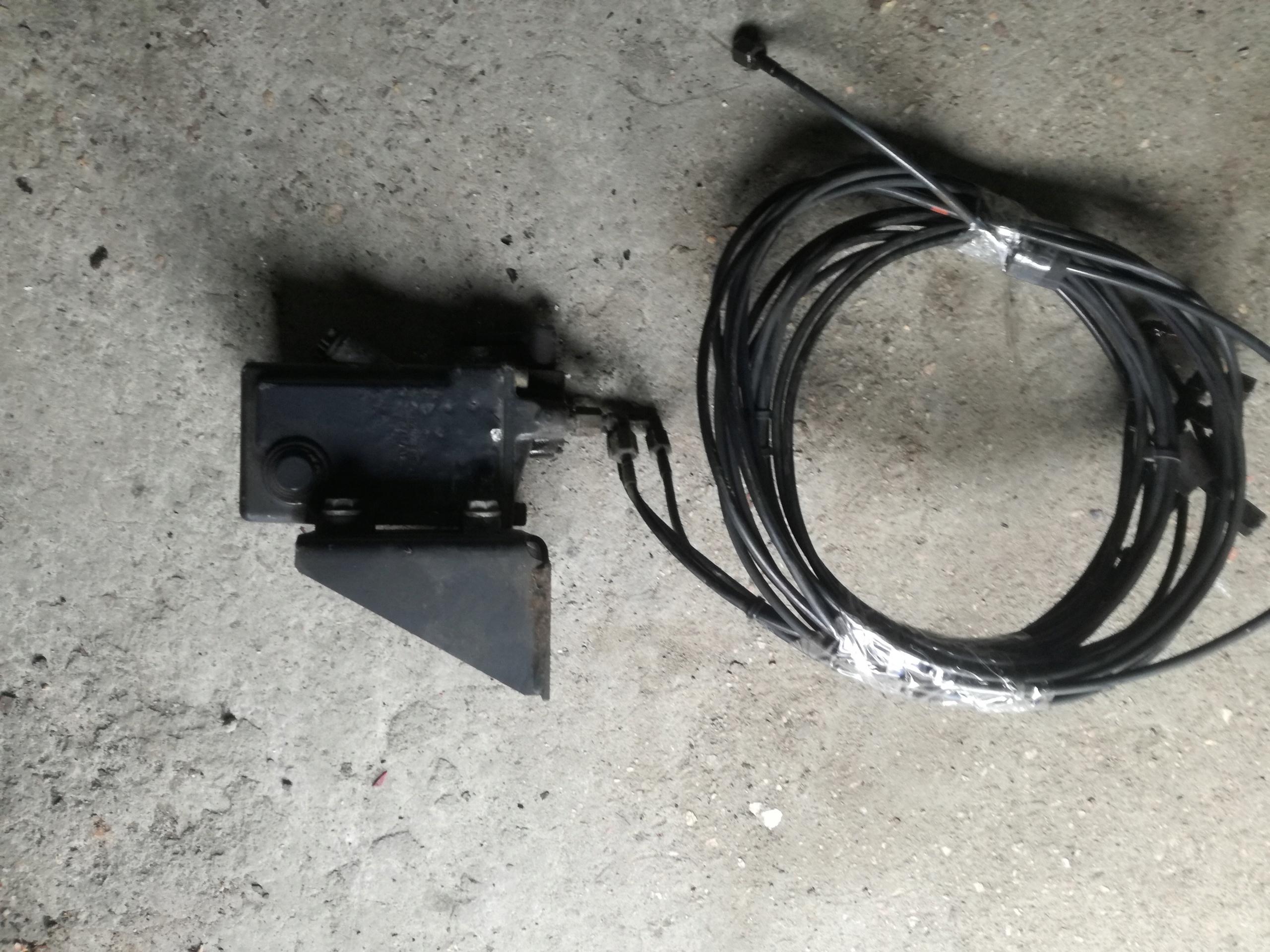 A0015530001 - НАСОС ДЛЯ ПІДЙОМУ КАБІНИ ATEGO III EURO 6