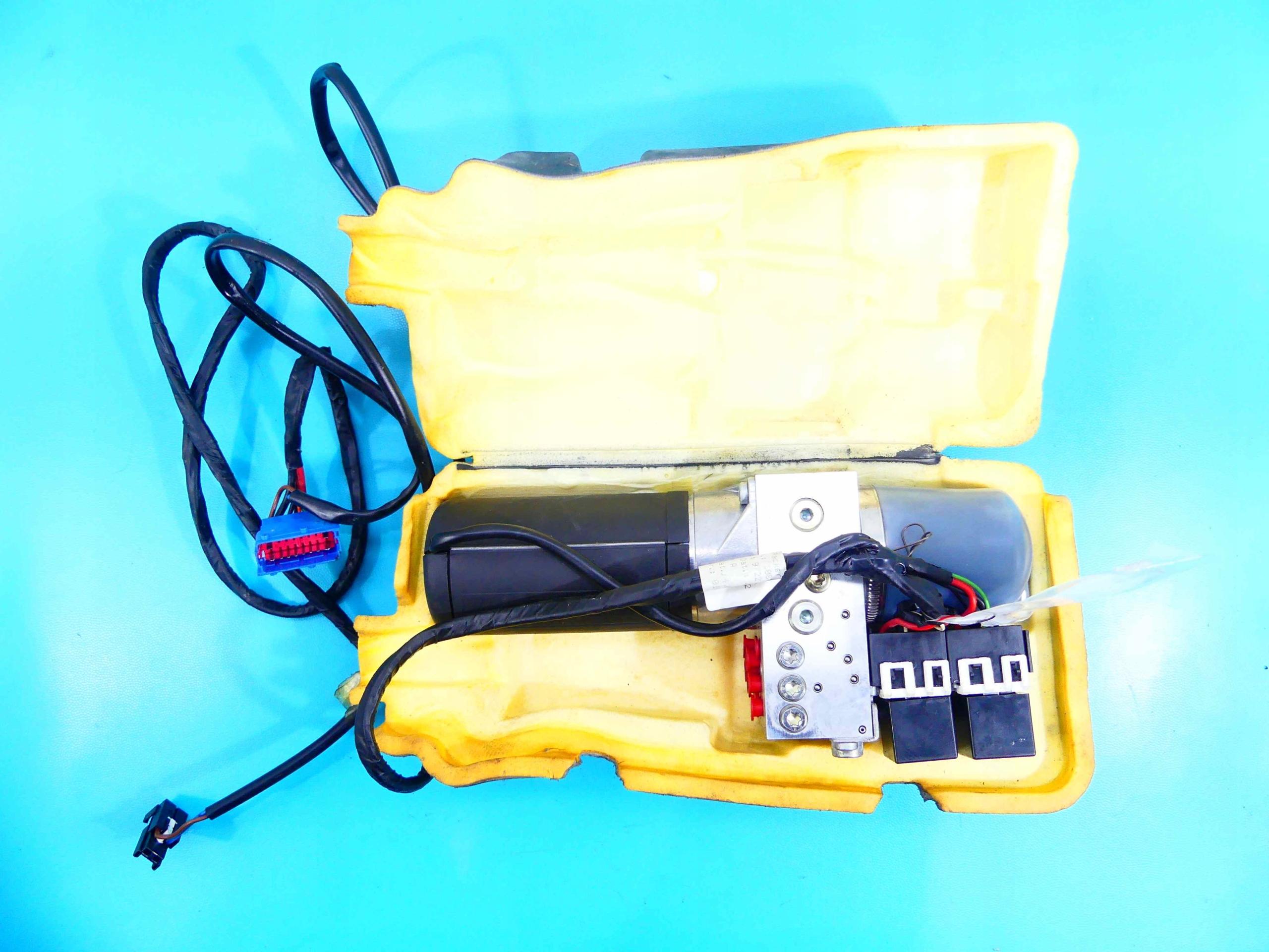 10562130106 - НАСОС ПРИВОДА КРЫШИ PEUGEOT 307 CC КАБРИОЛЕТ