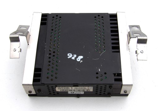 PORSCHE 928 / S4 аудио усилитель 92864543500