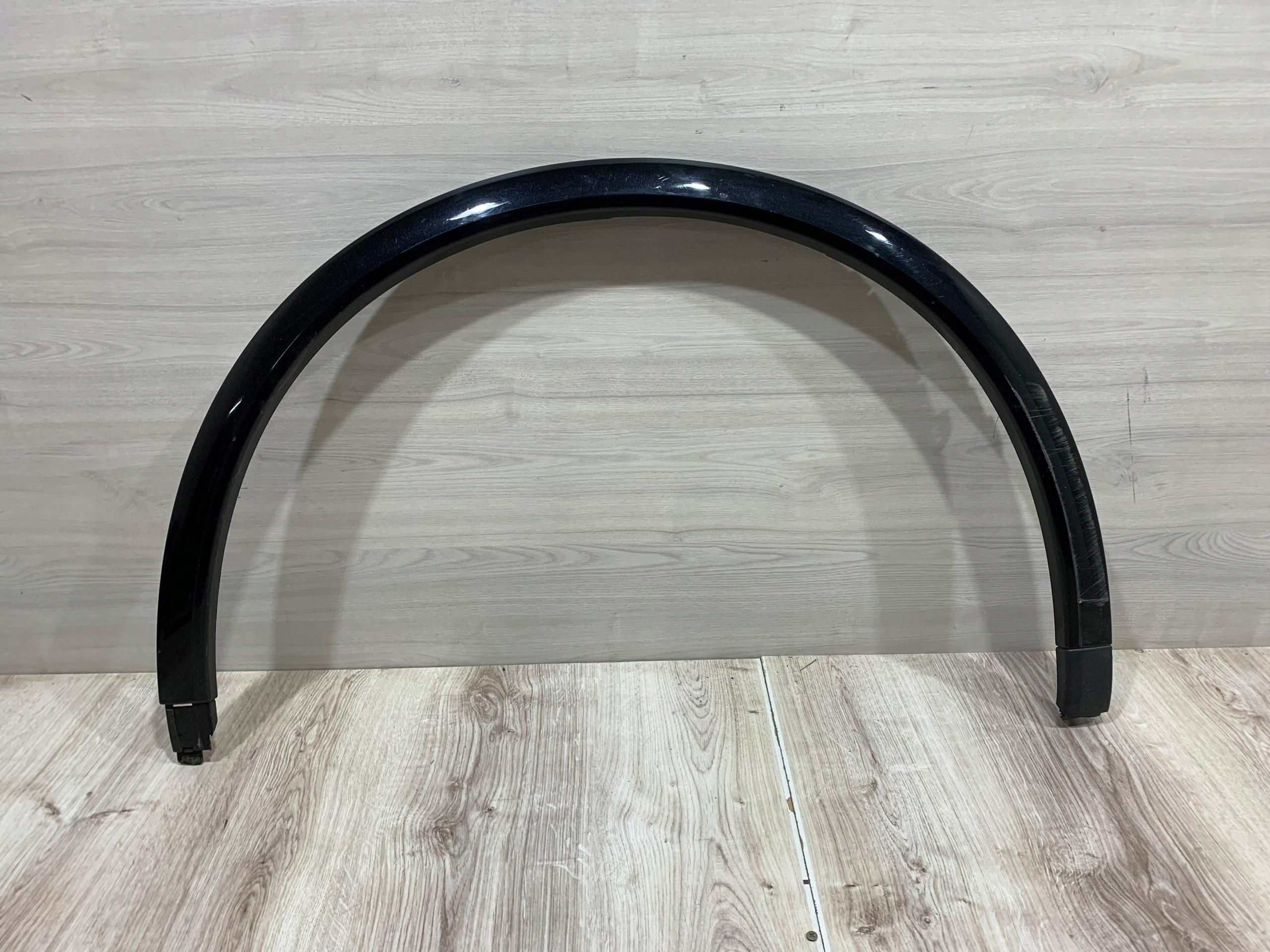 7P5853728G - PORSCHE CAYENNE 7P5 ОБШИВКА КРИЛА ПРАВА ПЕРЕДНЯ