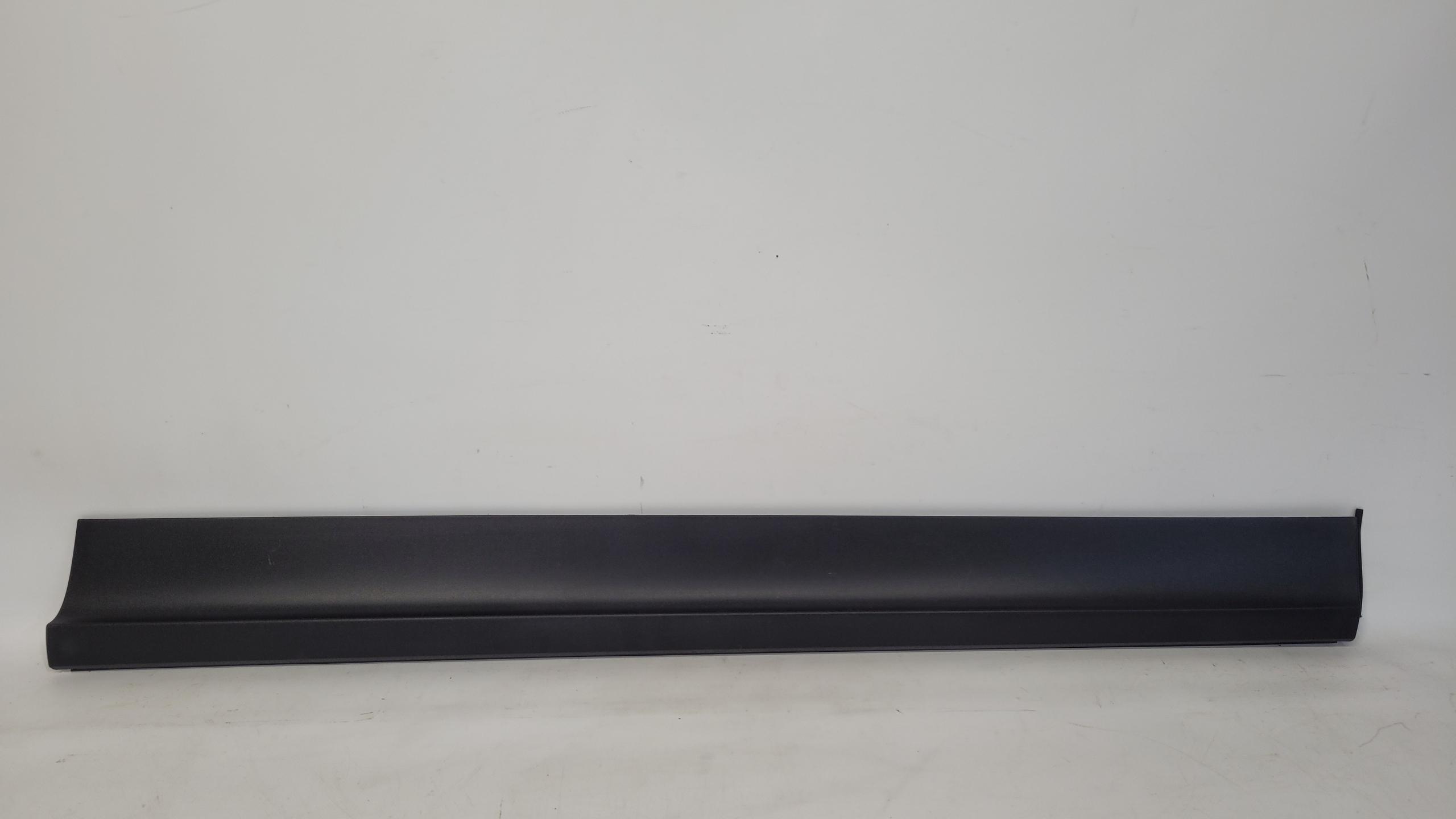 9Y0837096A - PORSCHE CAYENNE III 9Y0 МОЛДИНГ ПРАВОЇ ПЕРЕДНЬОЇ ДВЕРІ