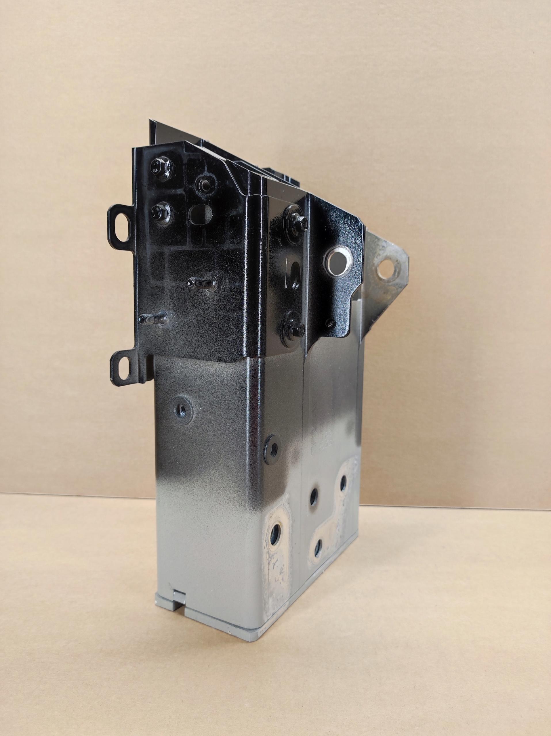 0615 31463937 - Правая зона раздавливания VOLVO V60 II S60 цвет 019