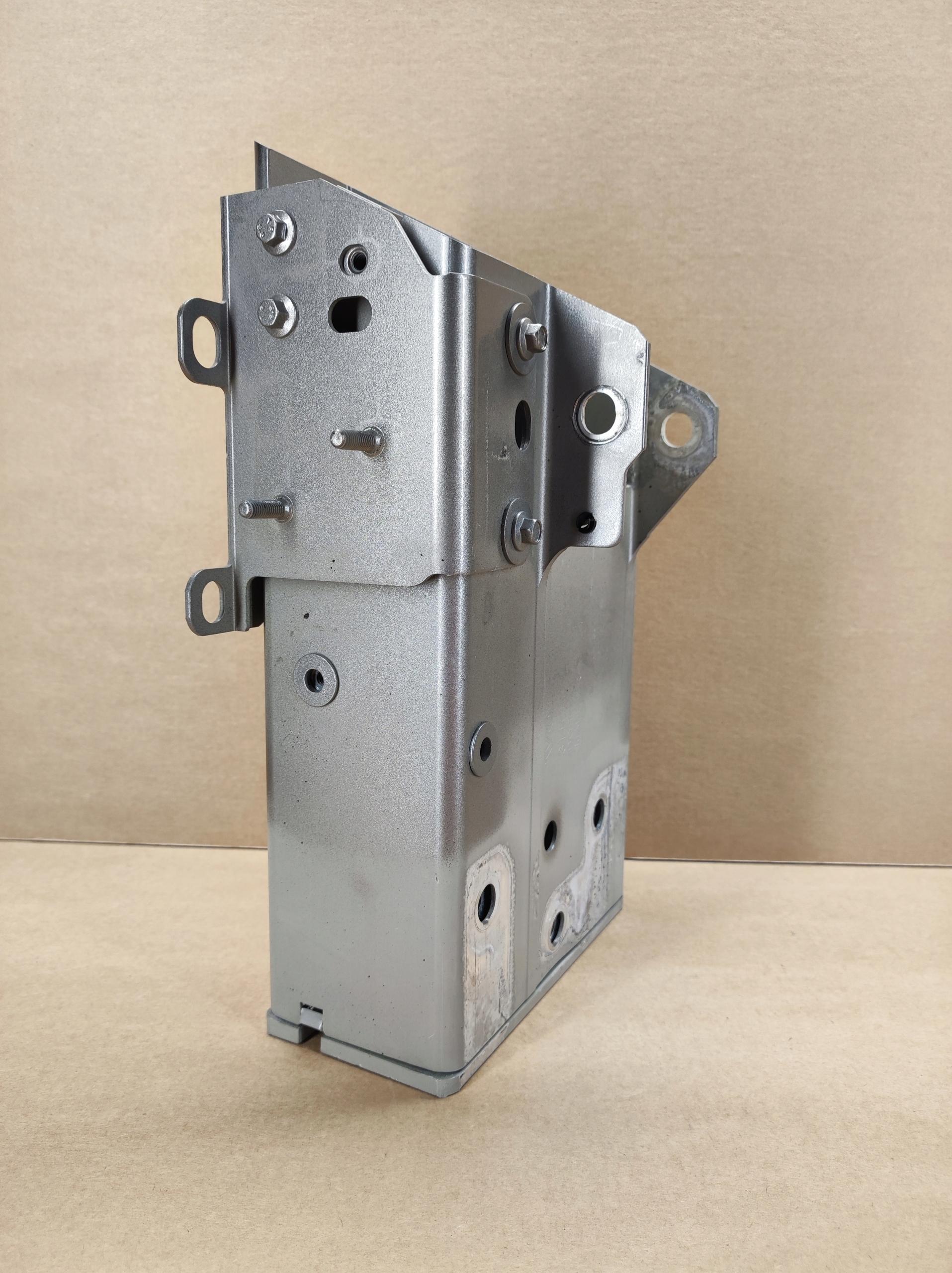 0616 31463937 - Права зона роздавлювання VOLVO V60 II S60 колір 727