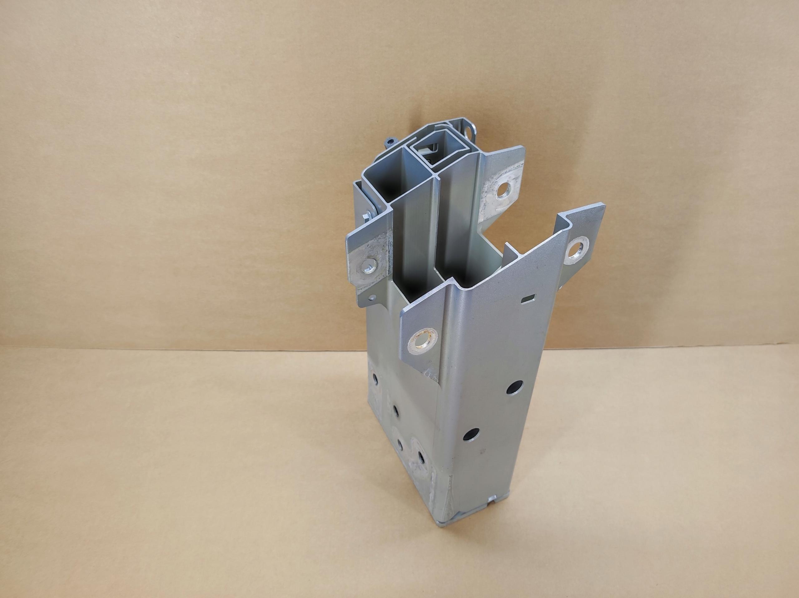 0581 31420636 - Права зона роздавлювання VOLVO V90 II S90 II колір 477