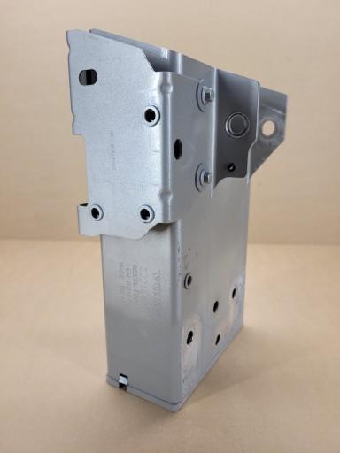 0101 32377072 - ПРАВАЯ РАЗДАВЛИВАЮЩАЯ ЗОНА VOLVO XC60 II ЦВЕТ 719