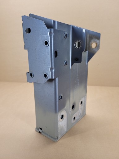 5C5XY 31448816 - Права зона зминання volvo xc60 ii колір 721