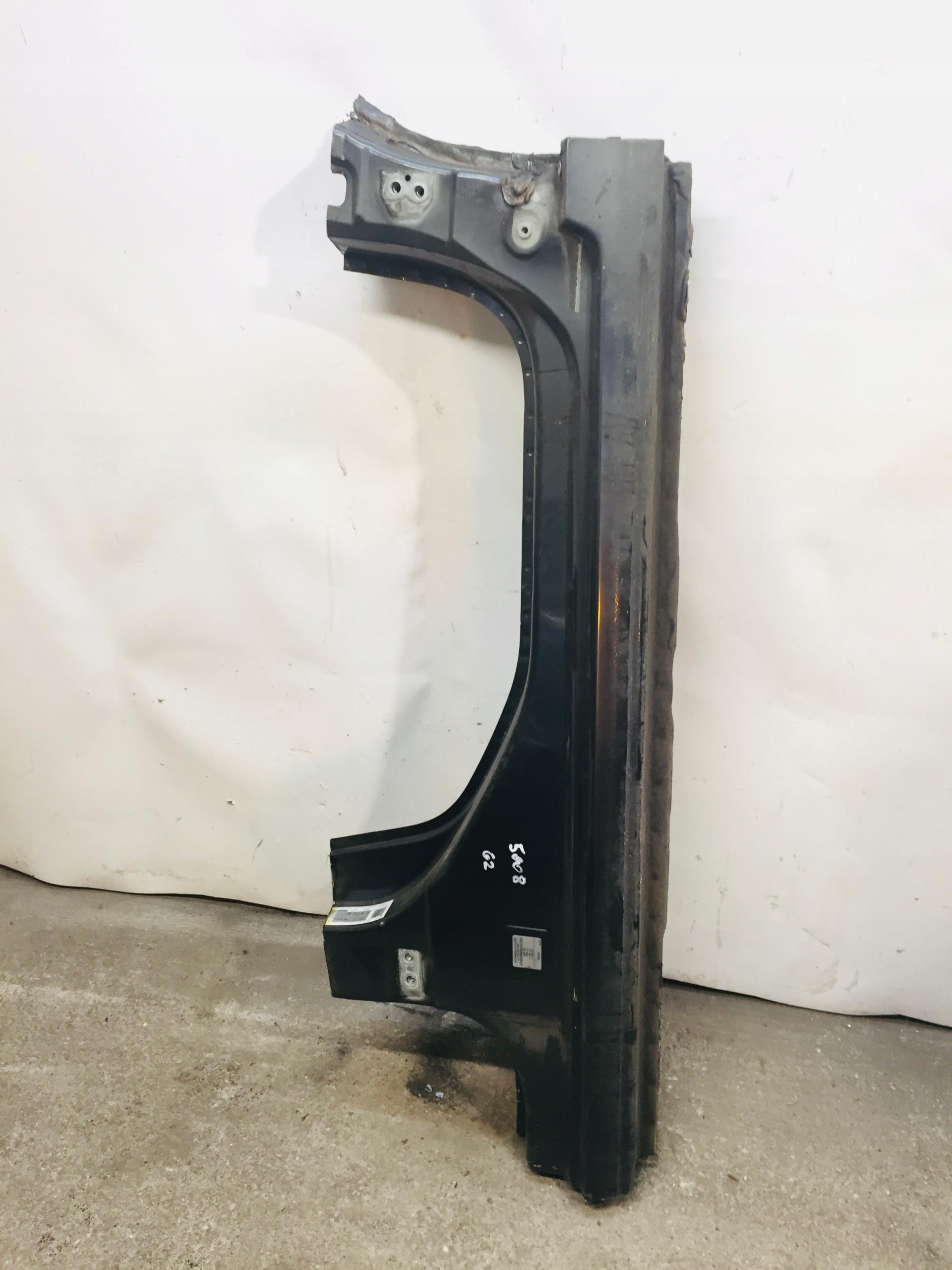 ПРАВЫЙ ПОРОГ PEUGEOT 5008 #62