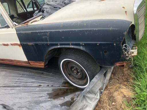 DB26-9 - КРИЛО ПЕРЕДНЕ ПРАВЕ MERCEDES W108