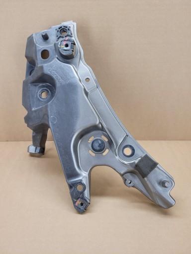 2727 32288931 - Правое скольжение крепление крыла V60 II S60 III 727