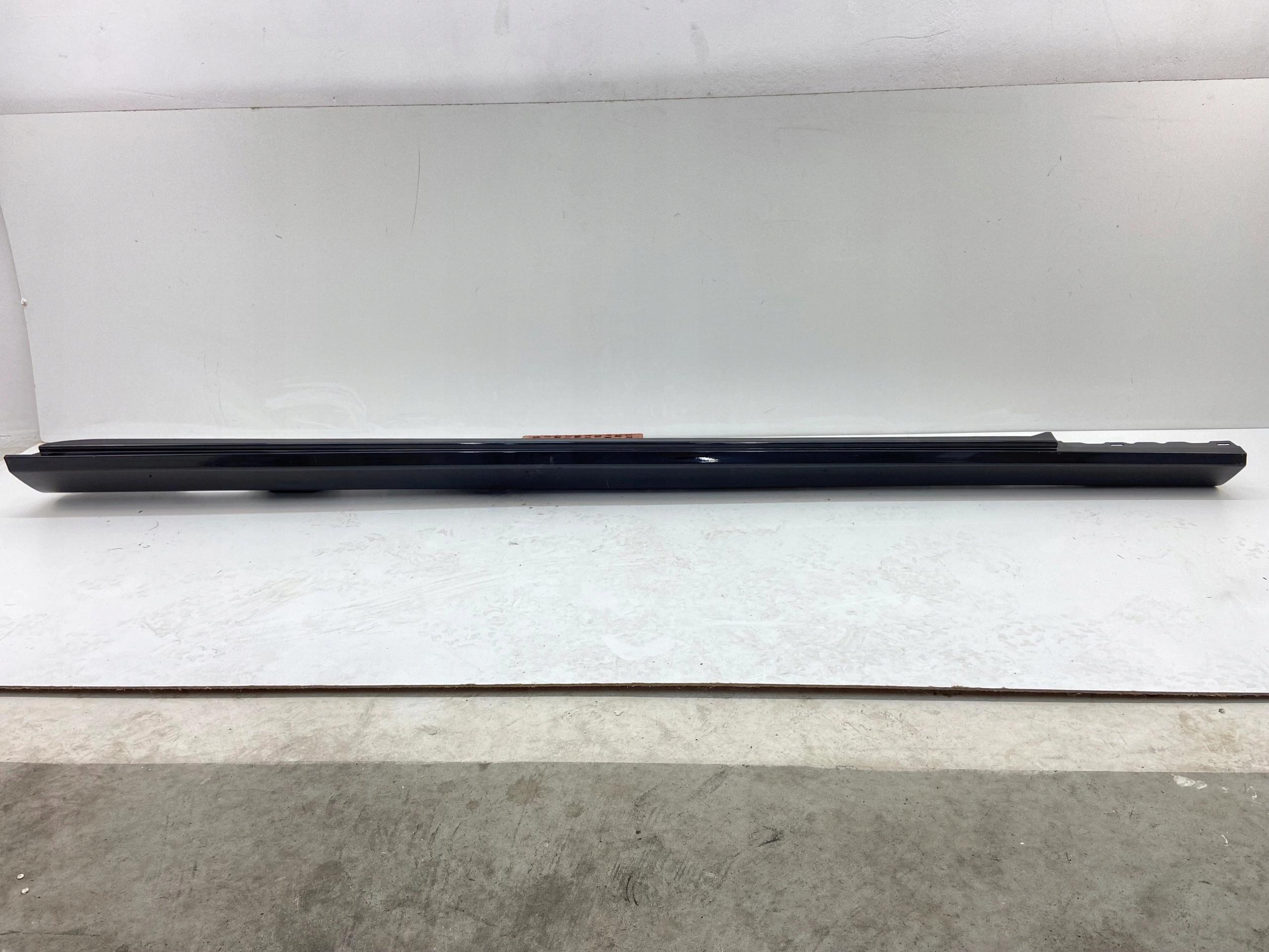 A2136908404 - Поріг педаль порога права MERCEDES E Class W213