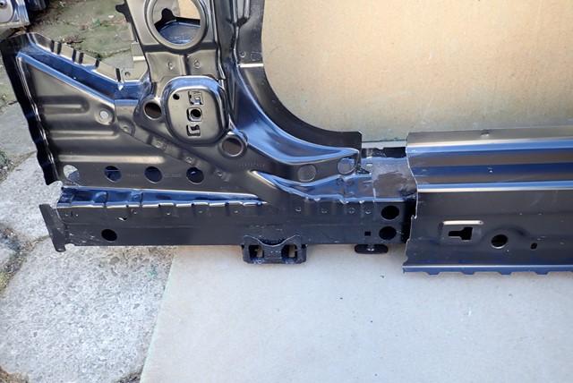 Облицовка порога брызговик стойка BMW 4 F32 F33 F36