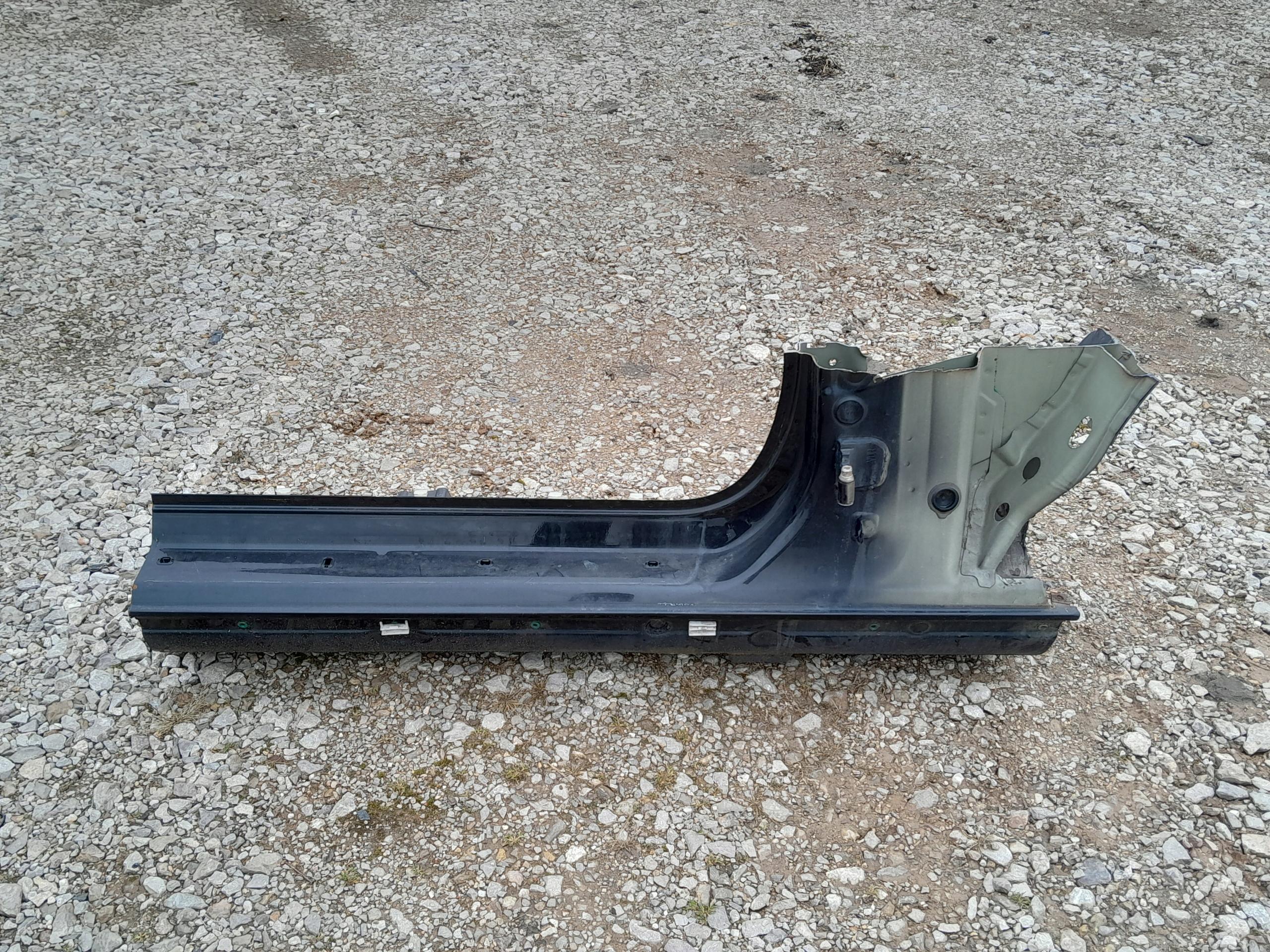 Порог правый четверть BMW 3 E46 купе