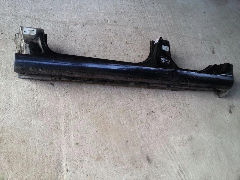 ПРАВЫЙ ПОРОГ-VW GOLF V HB 5D