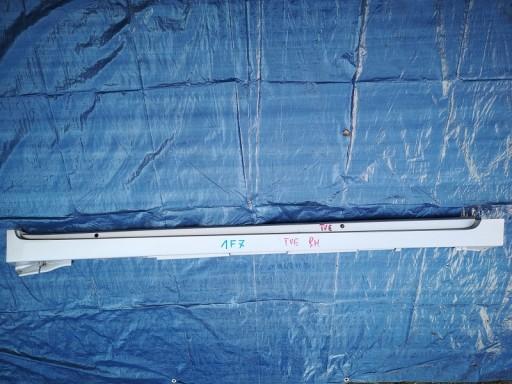 Поріг порога накладка права TOYOTA VERSO 09-15R