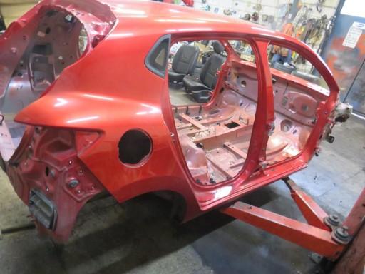 ПОРОГ СТОЙКИ ПРАВАЯ СТОРОНА CLIO IV