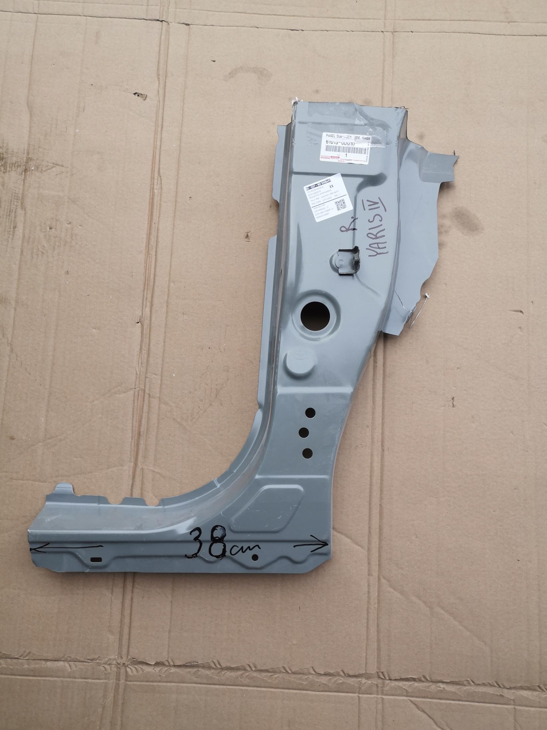 61013-52090 - Порог правая стойка TOYOTA YARIS IV P21 2020-