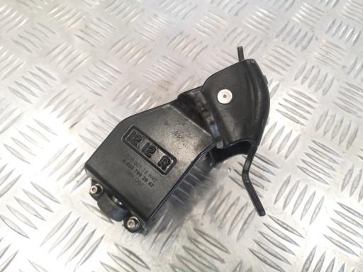 A639 760 - Напрямна роликова розсувні двері MERCEDES W639