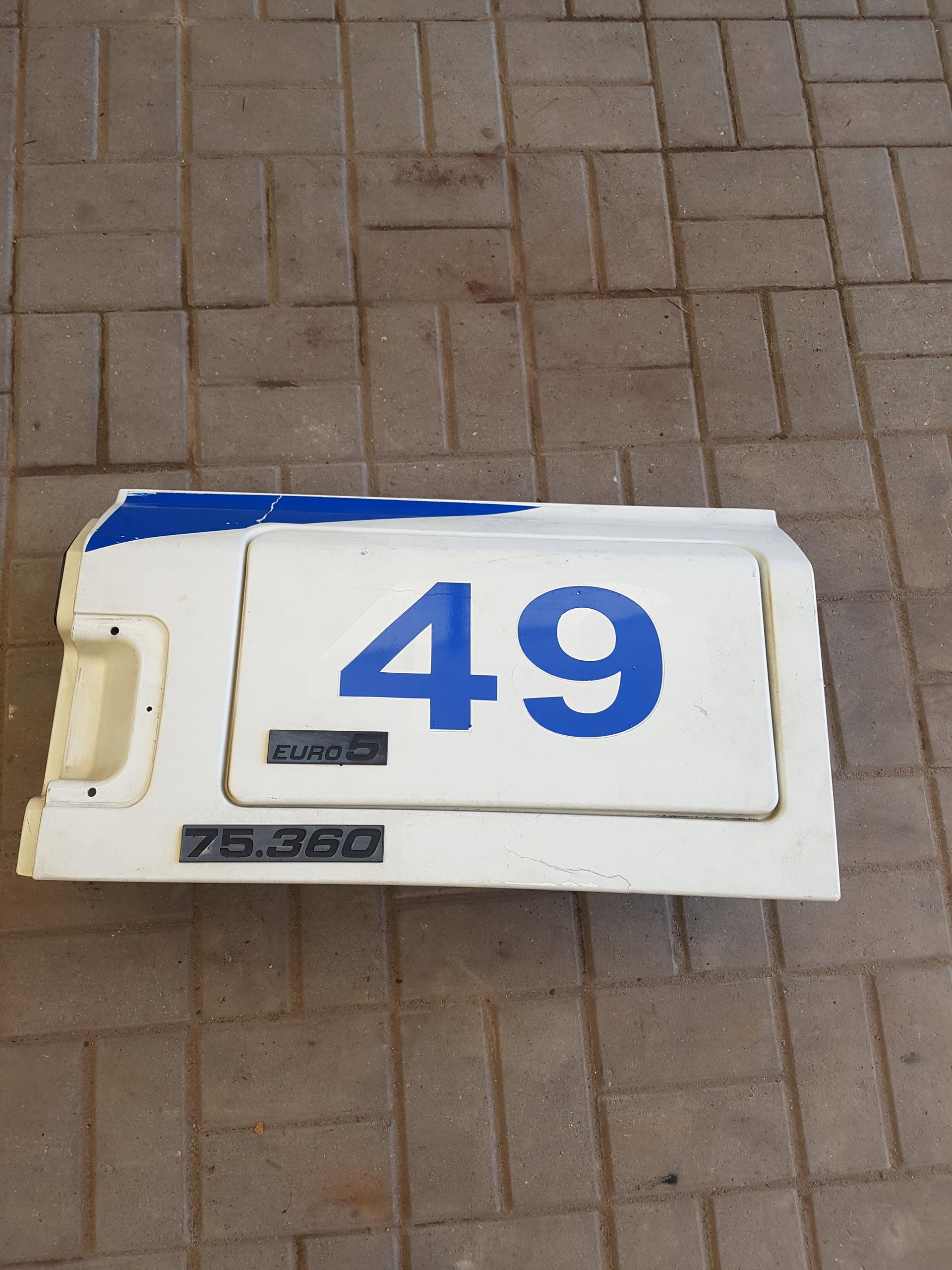 РОЗШИРЕННЯ КАБІНИ СТУПЕНІ ВІДСІК ДЛЯ ЗБЕРІГАННЯ DAF 75 85 CF