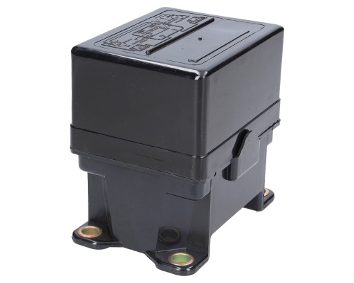 ПЕРЕКЛЮЧАТЕЛЬ НАПРЯЖЕНИЯ 12/24 МТЗ МФА НЕБОЛЬШОЙ 86322/7