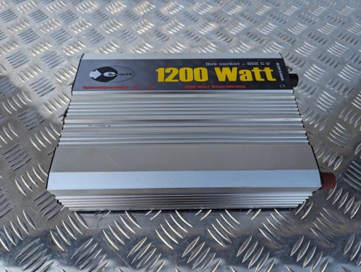 ПЕРЕТВОРЮВАЧ НАПРУГИ