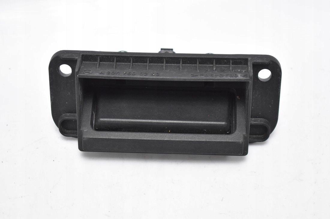 Кнопка багажника A2047500293 MERCEDES W204