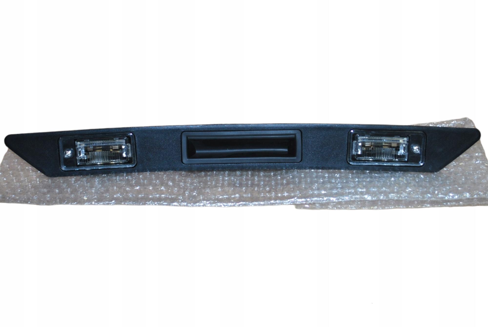 1334Z-451 - Кнопка дверей багажника дверна ручка смуга AUDI A3 8P1