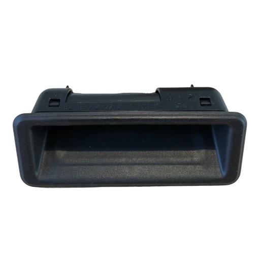 51247118158 - Кнопка микропереключателя крышки багажника BMW E60 E90