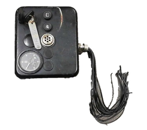 Панель управления, замок зажигания, счетчик часов