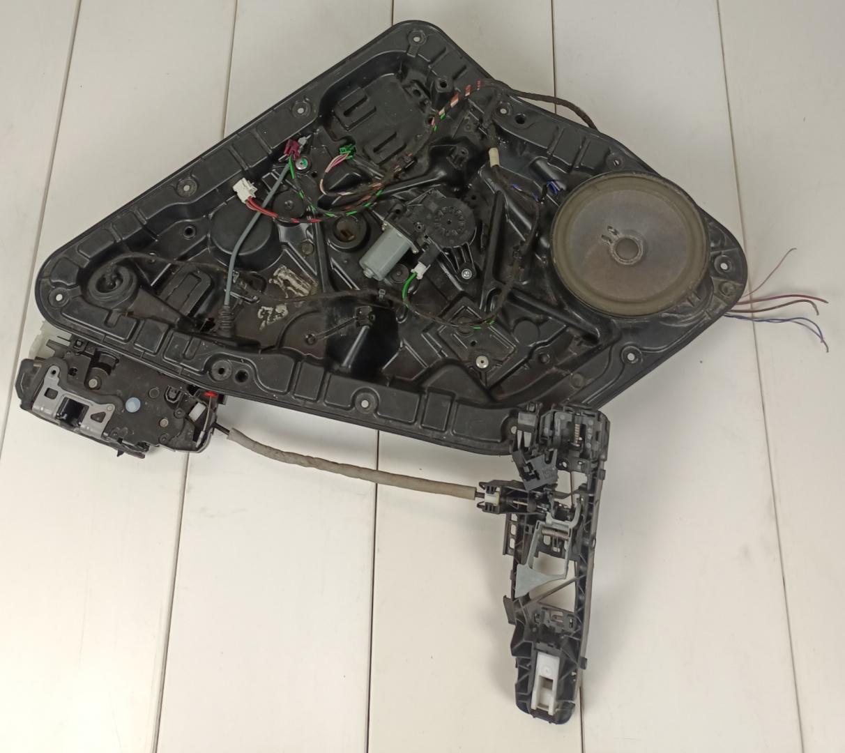 C71447-106 - Панель задней левой двери Mercedes W177 2019