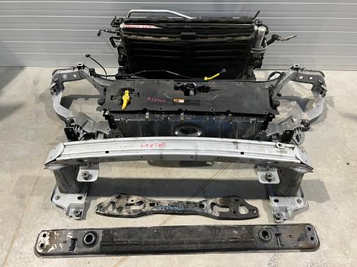 Решітка радіатора передня Ford Galaxy Mk4 2.D автомат