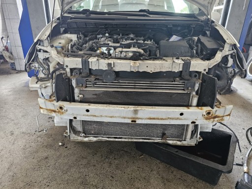 Комплект переднього радіатора, підсилення для Toyota Auris