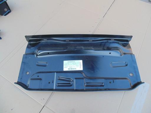 Skoda Yeti 5L6813305 Накладка задняя НОВЫЙ ОРИГИНАЛ