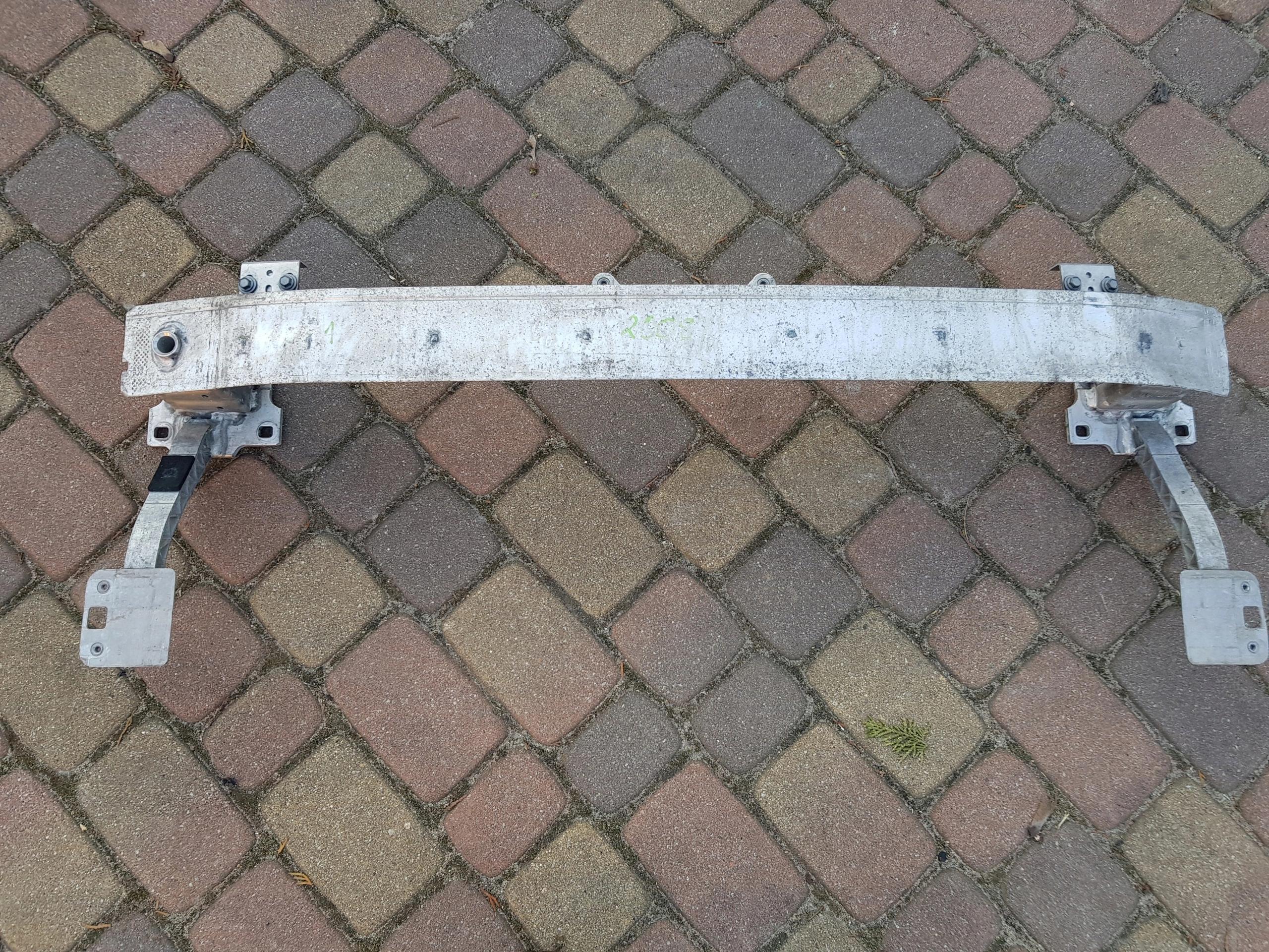 2013-19r. - Peugeot 2008 і бампер 2013-19р.