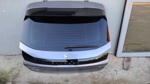 Peugeot 208 II 2019 рік задні двері багажника KCA в зборі