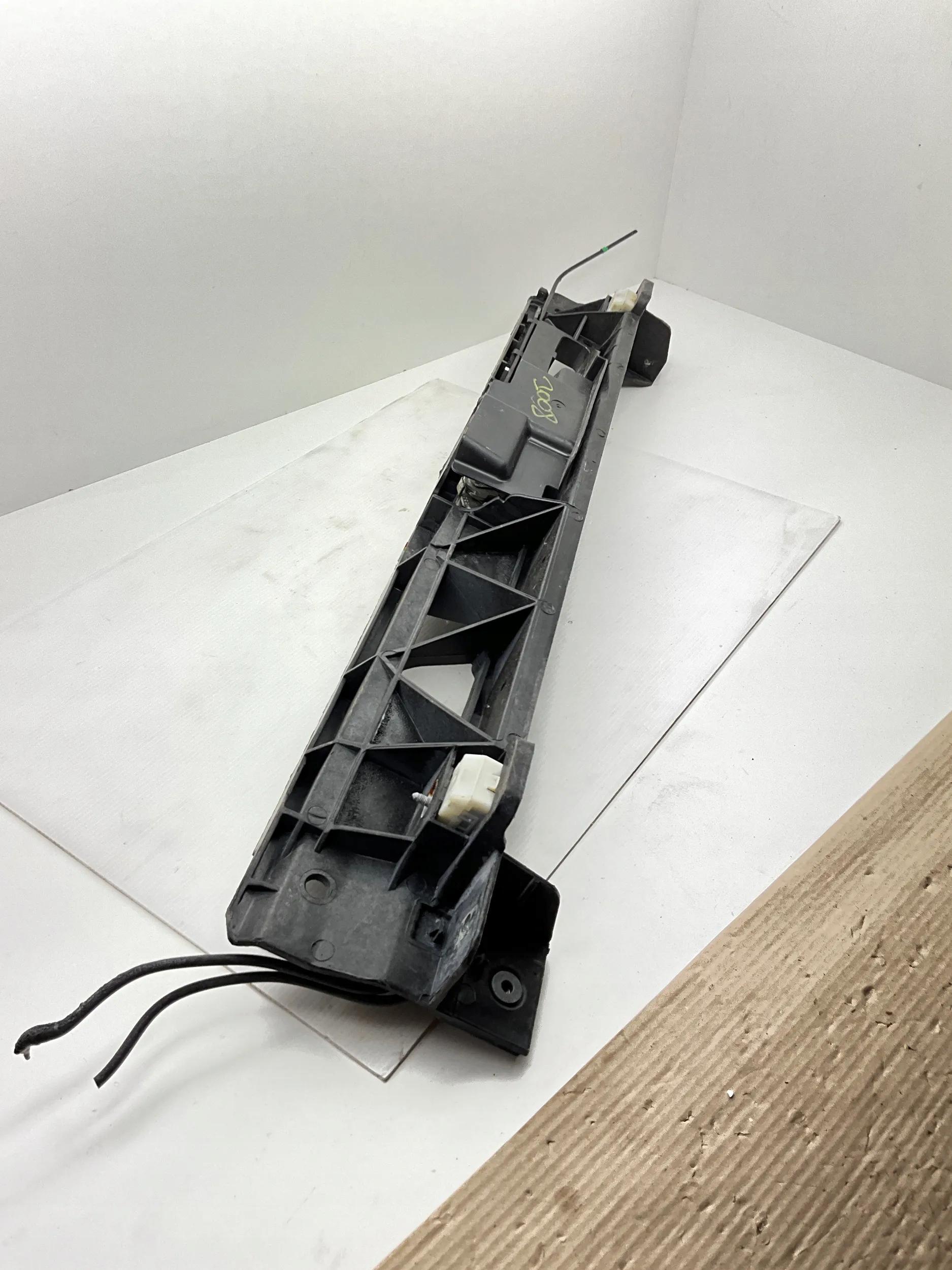 APS4733 - Peugeot 3008 II ремінь передній замок