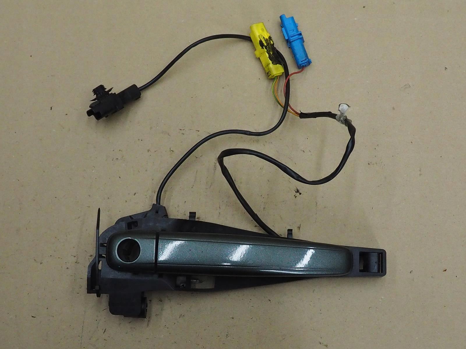 Peugeot 307 CC 04R наружная левая ручка