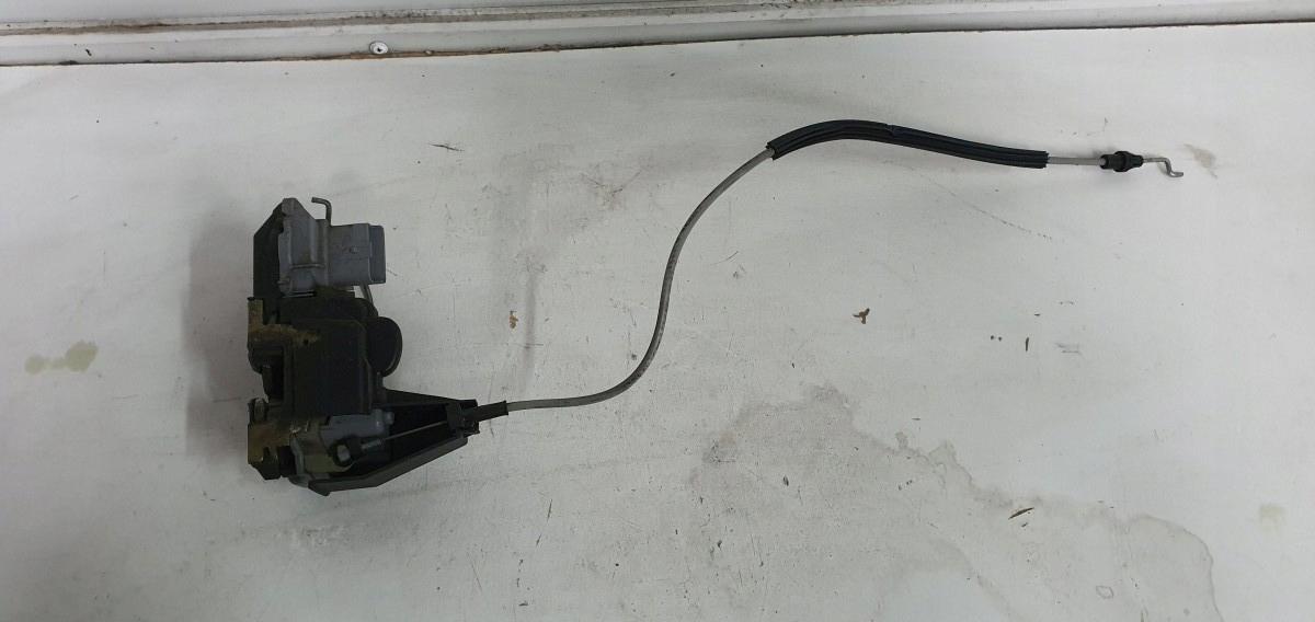 Peugeot 307 замок дверей лівий передній EU