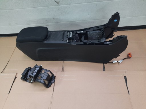 9808016180 96775883 - Peugeot 308 II T9 тунель центральний підлокітник