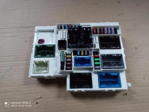 1 - Блок предохранителей Peugeot 308 T10 III BSM BSI