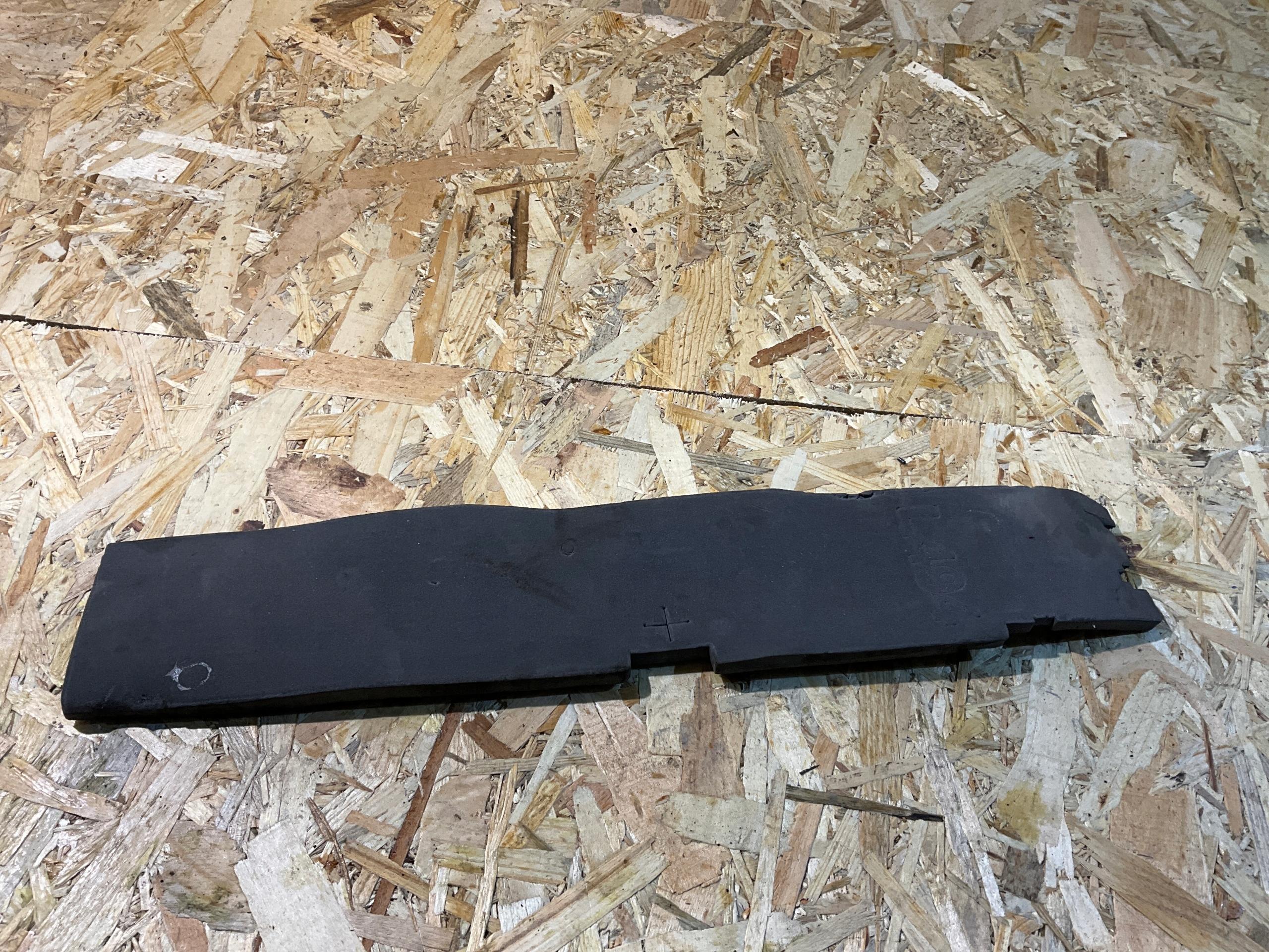 Пена звукоизоляция крыла RANGE ROVER L494