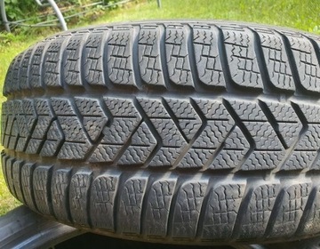 Пирелли Соттозеро3 R18 2x225/45 2x245/45