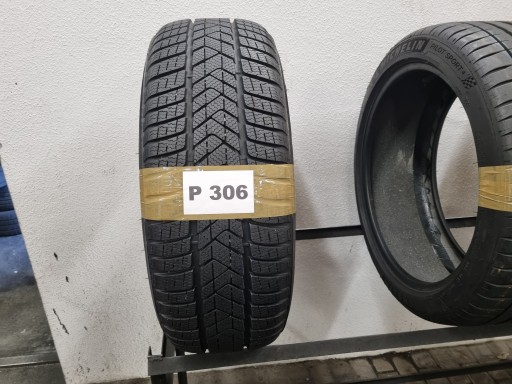 Pirelli Winter SottoZero 3 235 55 18 104H AO DOT.2923R