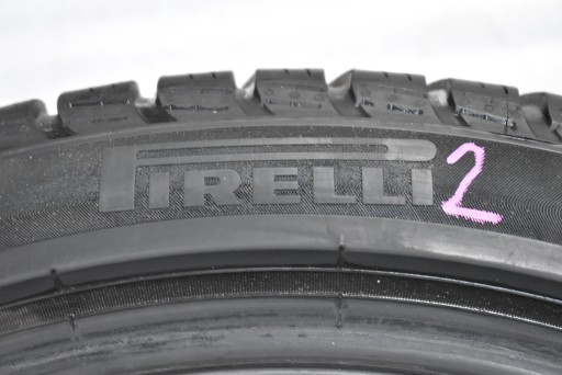 Захисна губа Pirelli Winter SottoZero 3 275/35R21 103V XL,