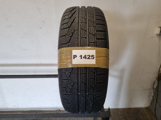 Pirelli Winter SottoZero Serie II 235 55 18 104H AO DOT.3222R
