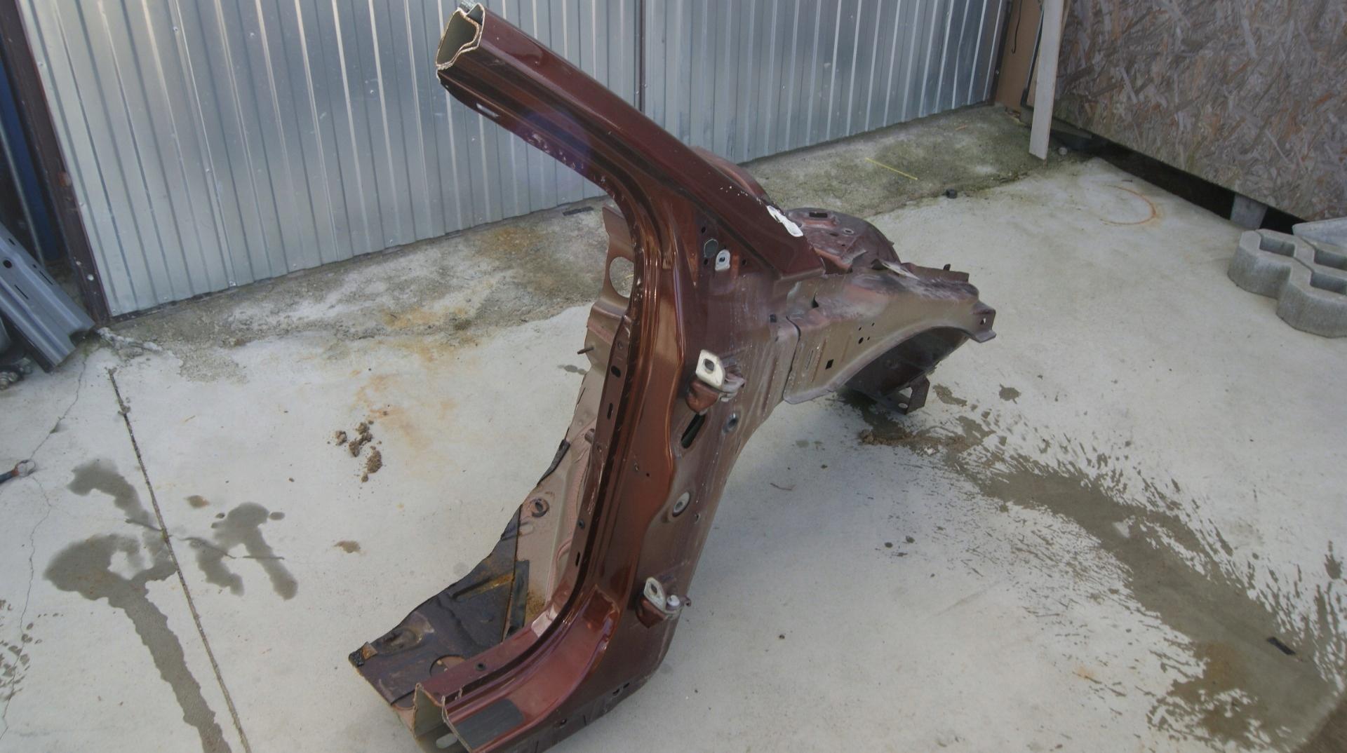 68315995AC - Лонжерон правой стойки Ford Fusion, Mk5